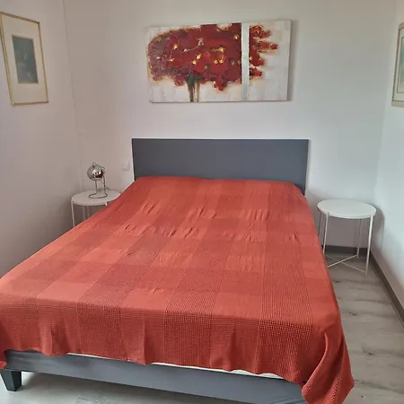 Les Plantes Avec Terrasse Apartment *